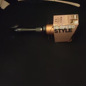 Conair quick blow dry brush